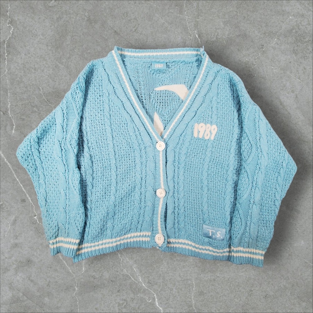 Taylor Swift 1989 Cardigan Unisex MD/LG Blue Cable Knit Seagull Patch B113